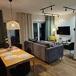 Season Klimat - Dom Przy Szlaku Z Prywatnym Tarasem I Widokiem Na Gory Orlickie - Sudety Sauna&jacuzzi, Skalne Miasto, 4km Do Zieleniec Arena Lasowka