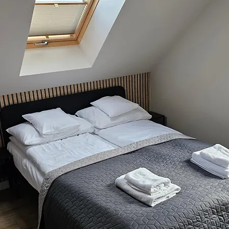 Season Klimatyzowany Dom Przy Szlaku Z Prywatnym Tarasem I Widokiem Na Gory Orlickie - Sudety Sauna&jacuzzi, Skalne Villa Lasowka