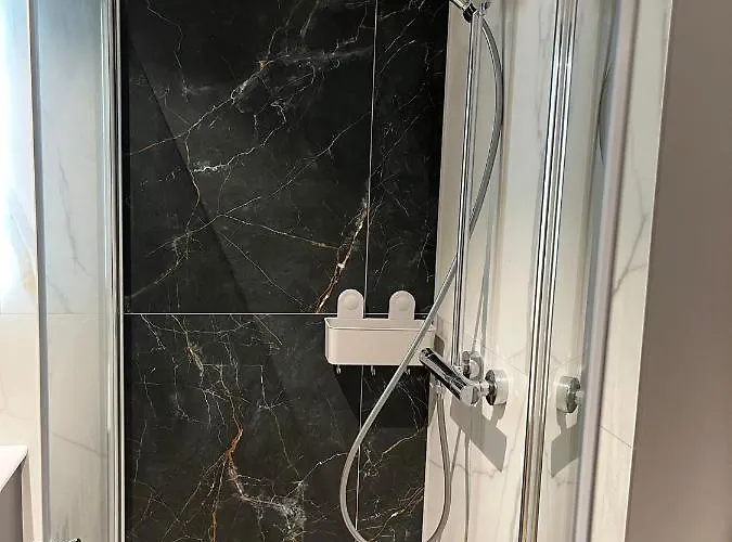 Villa Season Klimat - Dom Przy Szlaku Z Prywatnym Tarasem I Widokiem Na Gory Orlickie - Sudety Sauna&jacuzzi, Skalne Miasto, 4km Do Zieleniec Arena