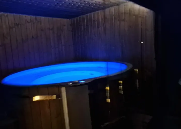 Season Klimat - Dom Przy Szlaku Z Prywatnym Tarasem I Widokiem Na Gory Orlickie - Sudety Sauna&jacuzzi, Skalne Miasto, 4km Do Zieleniec Arena Villa