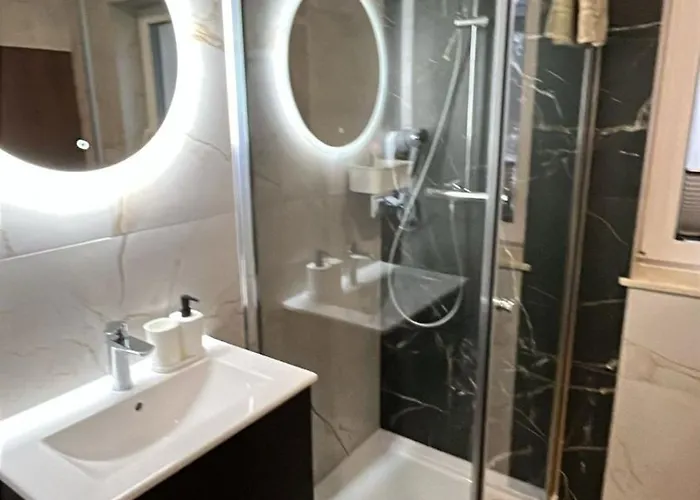 Season Klimatyzowany Dom Przy Szlaku Z Prywatnym Tarasem I Widokiem Na Góry Orlickie - Sudety Sauna&jacuzzi, Skalne Lasowka